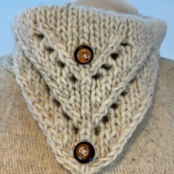 Vintage pullover wool knit turtleneck poncho cream/off-white - Picture 5 of 10